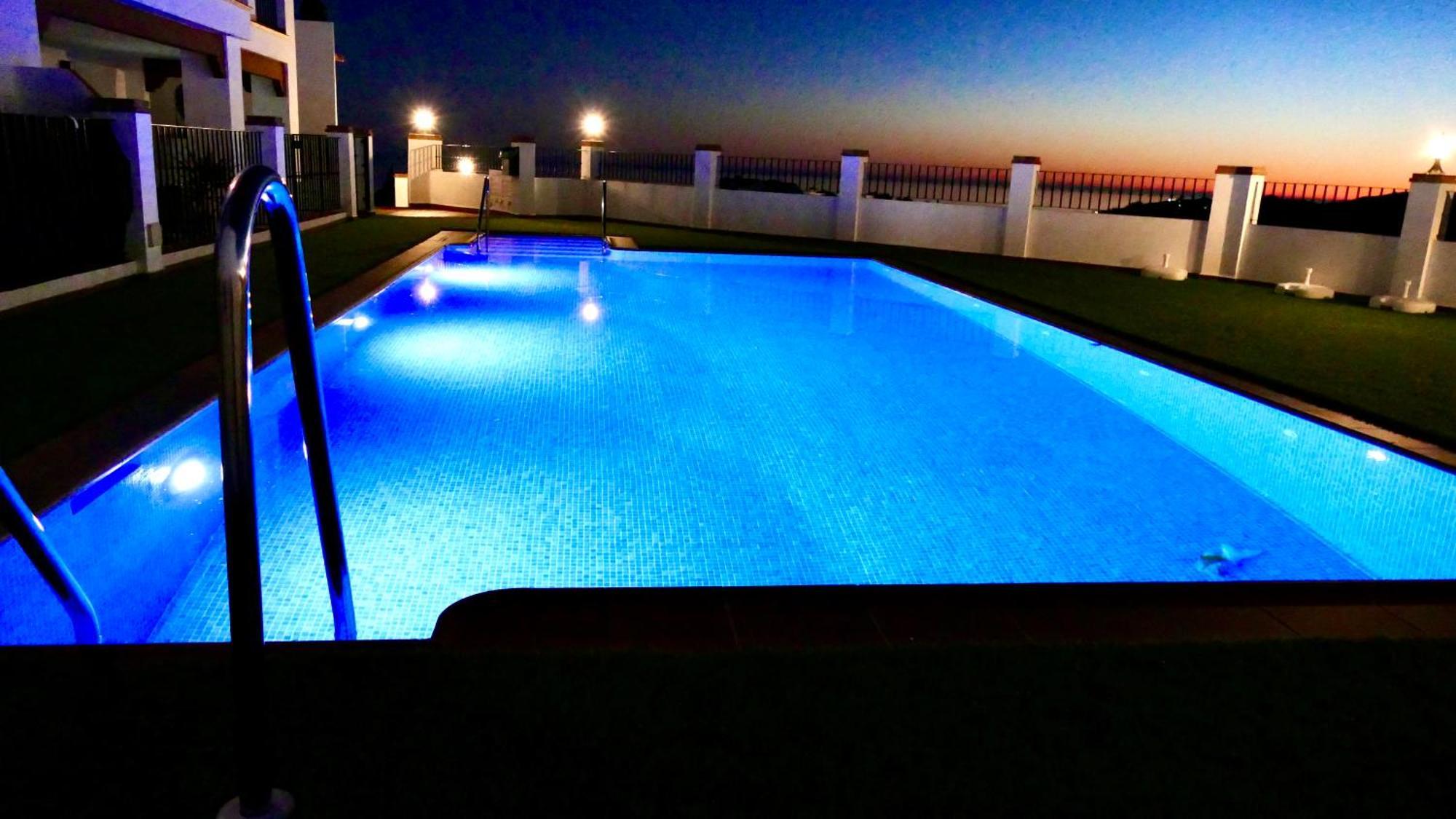 Casita Frigiliana - Stunning New Apartment With Views With Private Parking Space מראה חיצוני תמונה